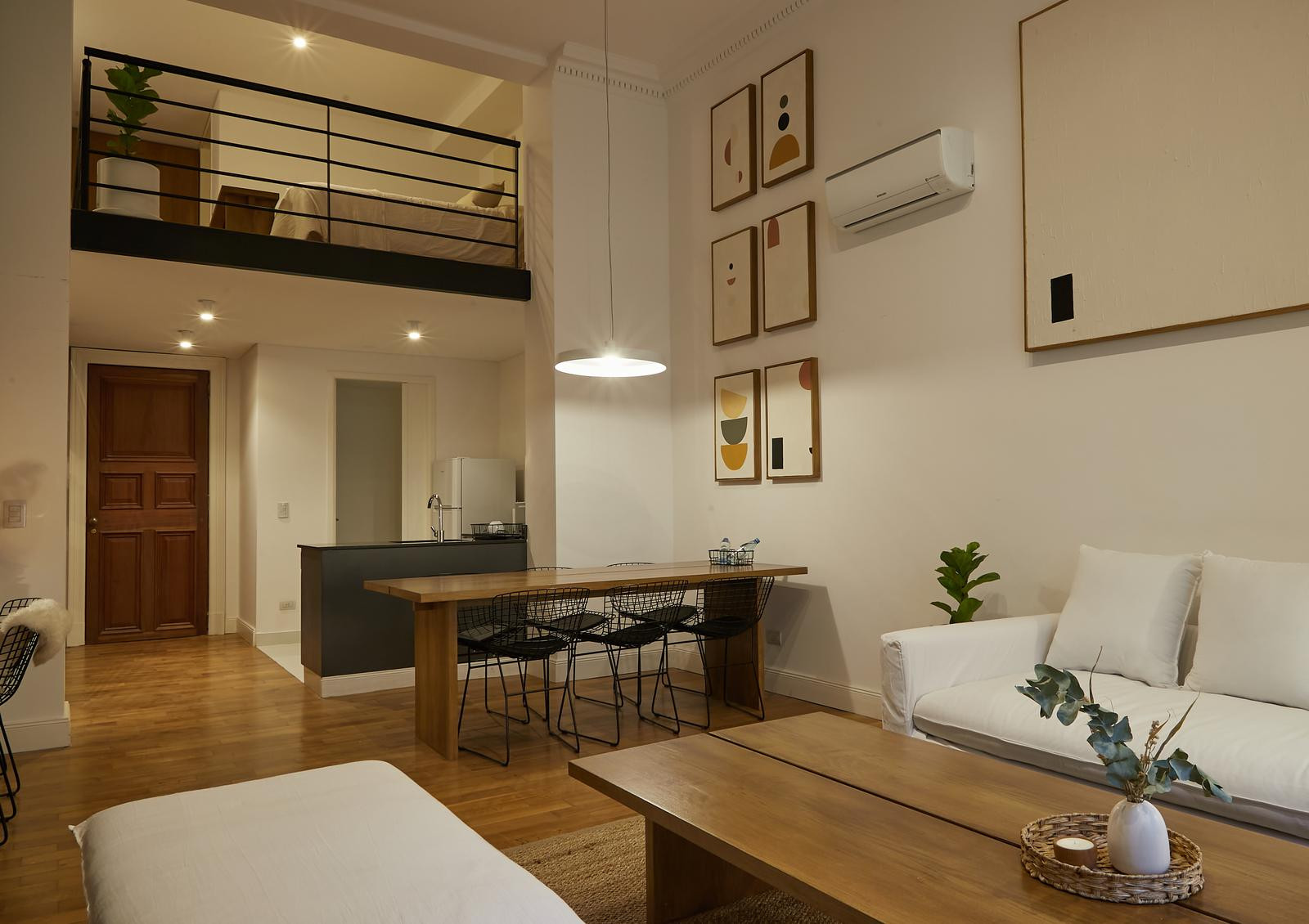 Dúplex amoblado de 2 ambientes con balcón en Recoleta