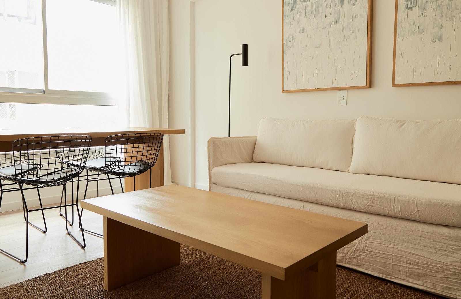 Kitnet mobiliada com varanda em San Telmo