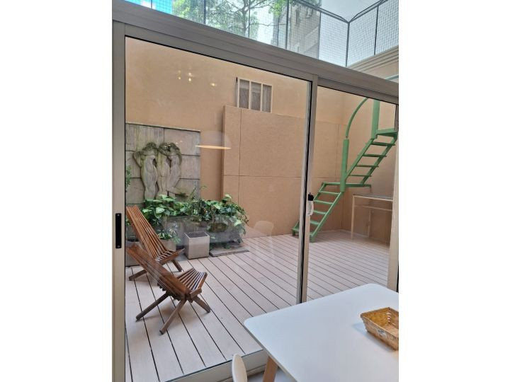 1-bedroom apartment with patio in Recoleta