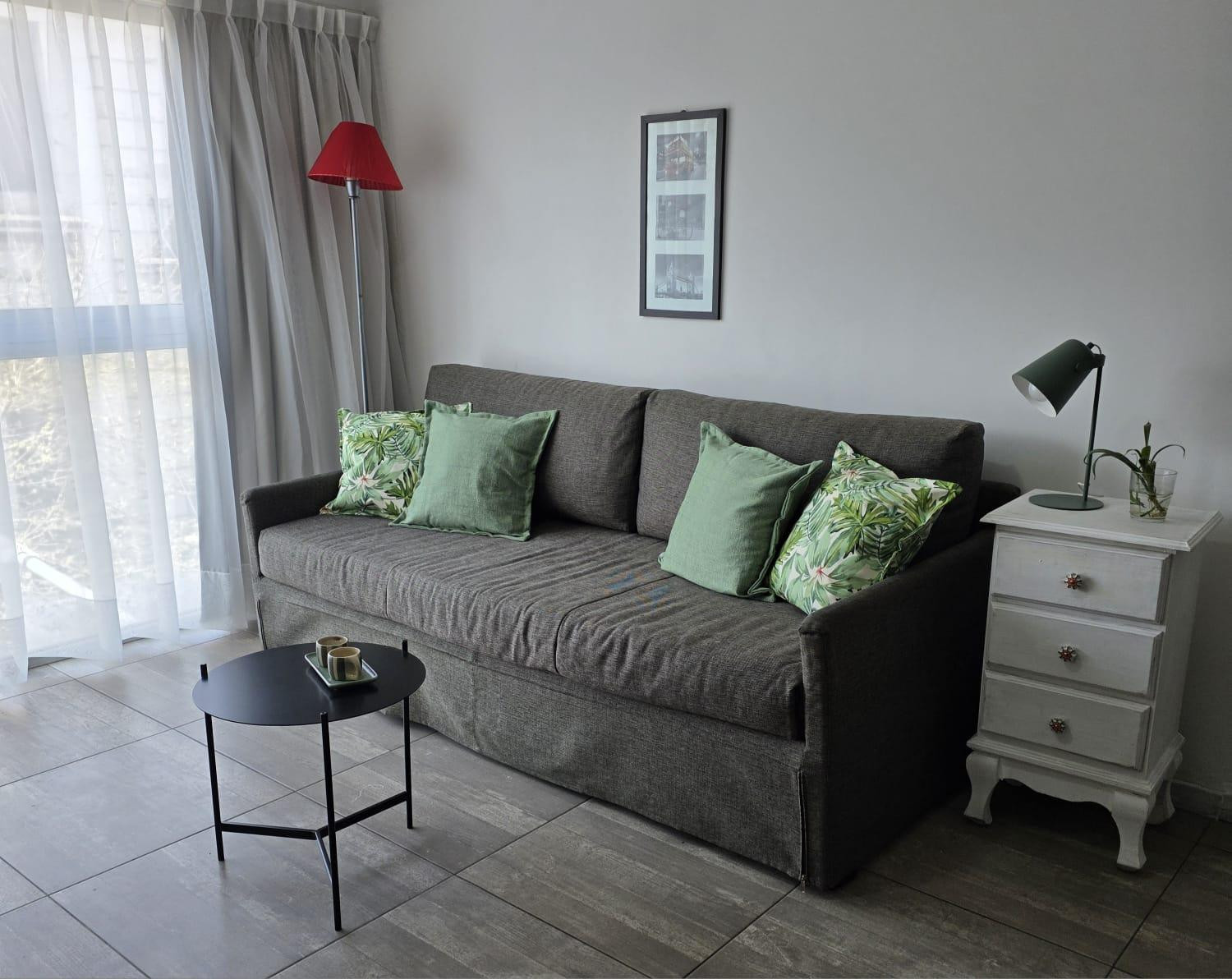 Departamento de 2 ambientes con balcón en San Cristóbal