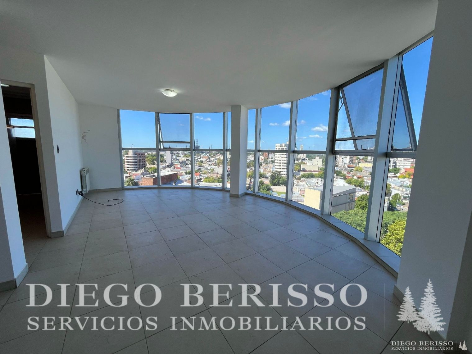 Two-bedroom apartment on the 8th floor for professional use in Campana Centro
