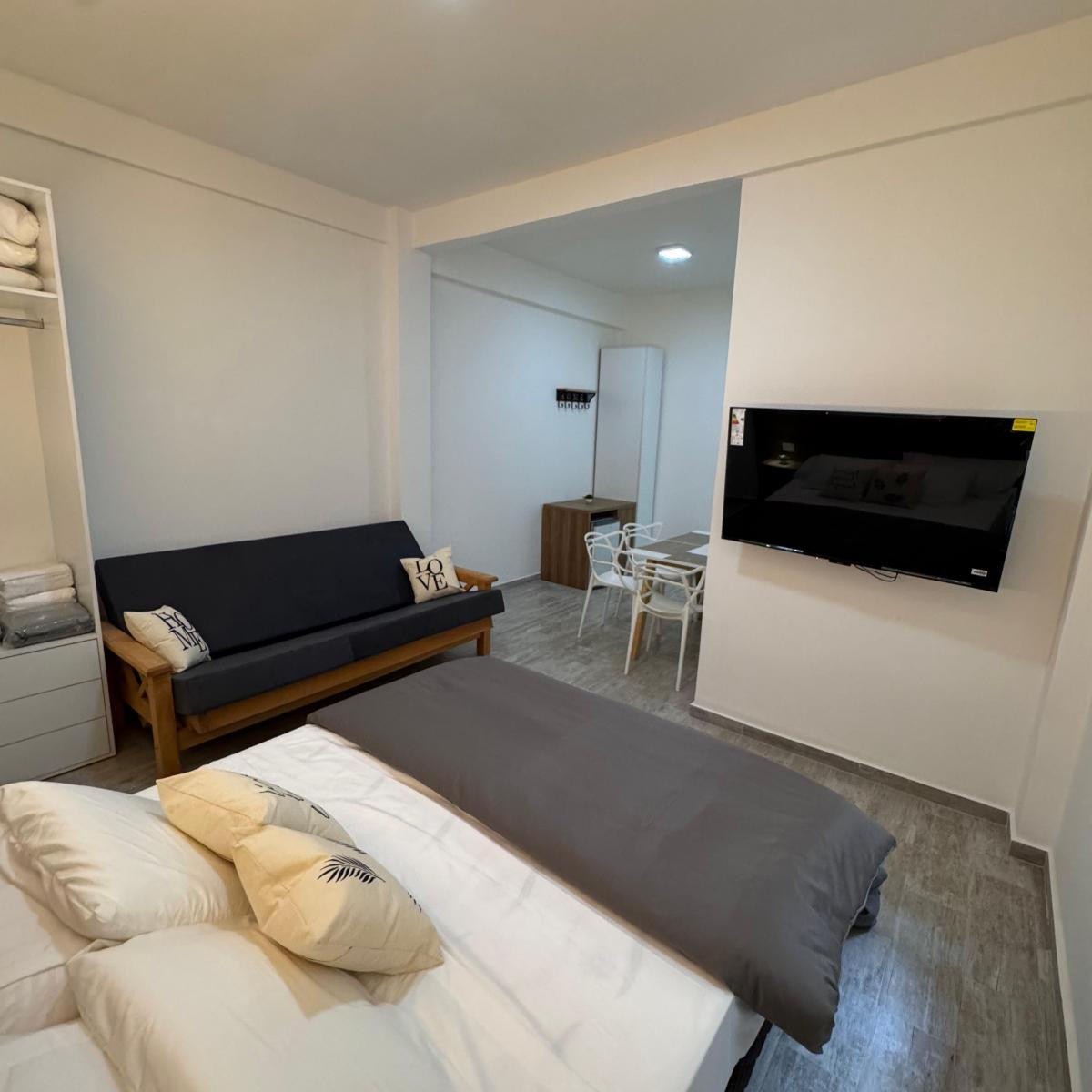 Monoambiente amoblado en Retiro