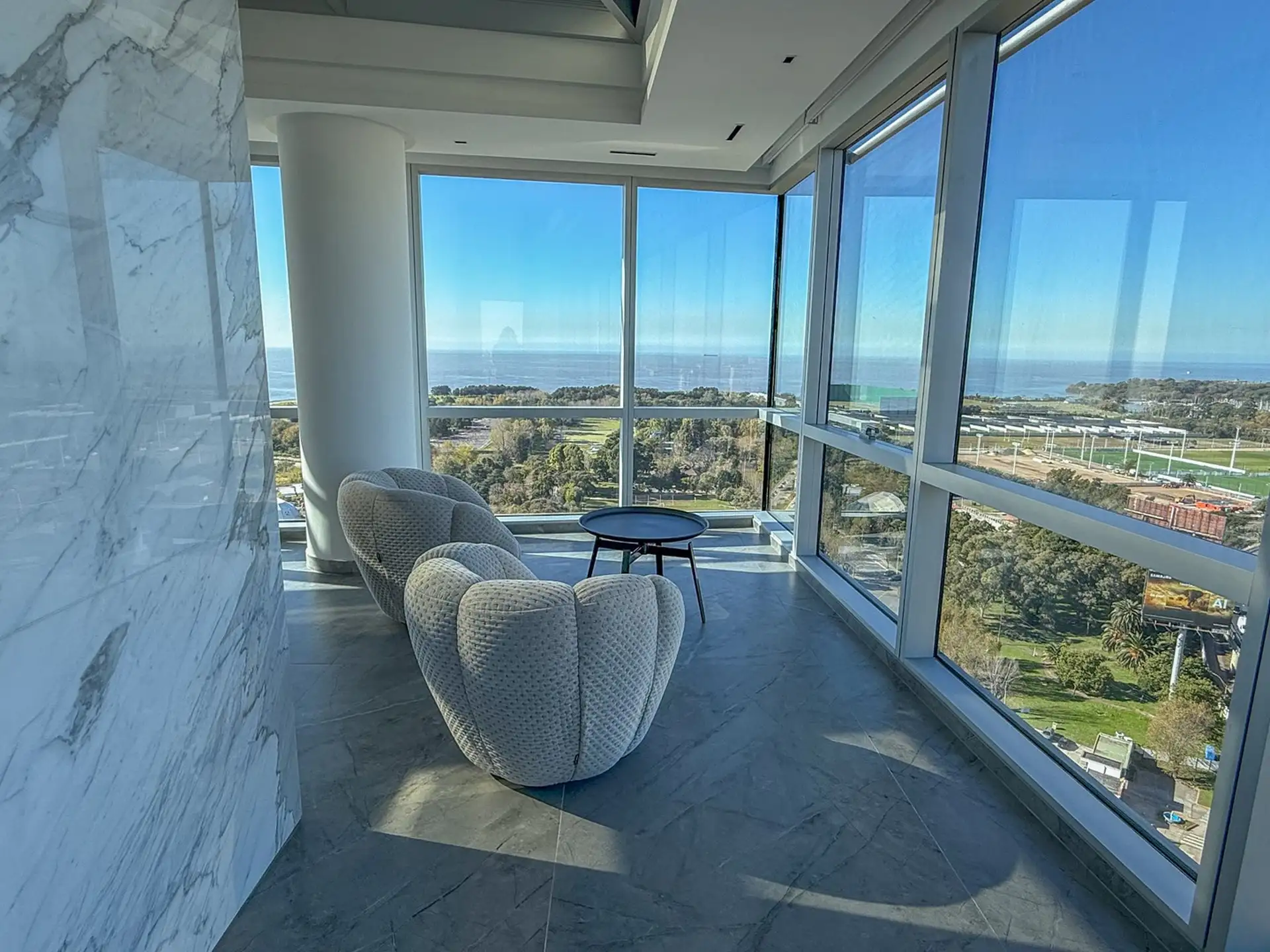 Quatro quartos em apartamento em Vicente López