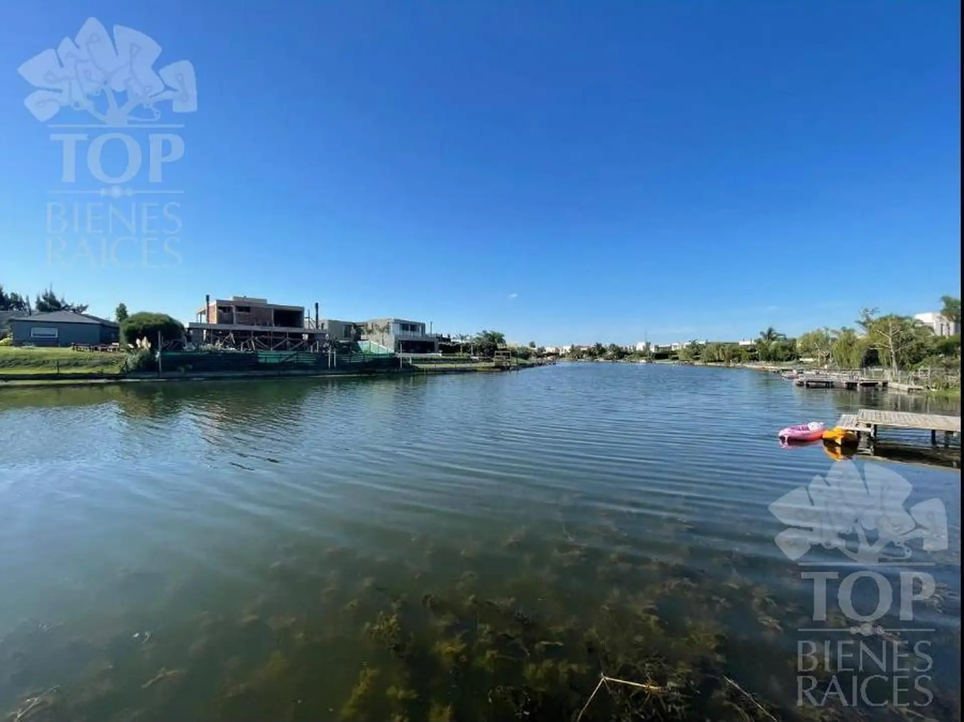 Modern four-bedroom house in San Francisco, Tigre