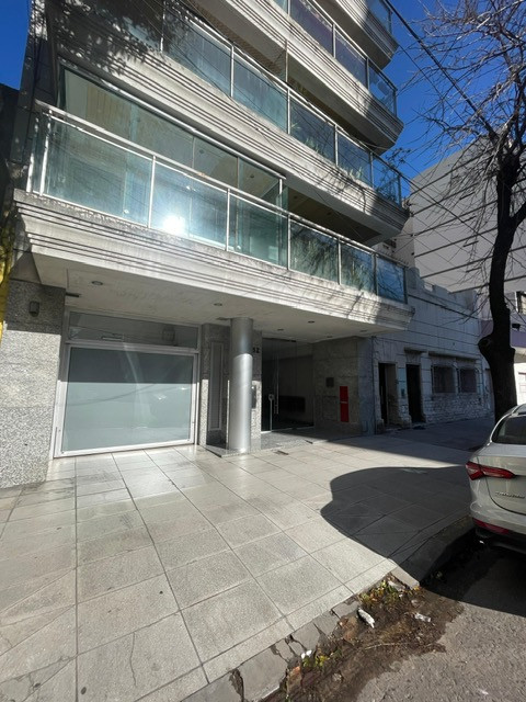Apartamento meio andar de 1 dormitório em Caballito