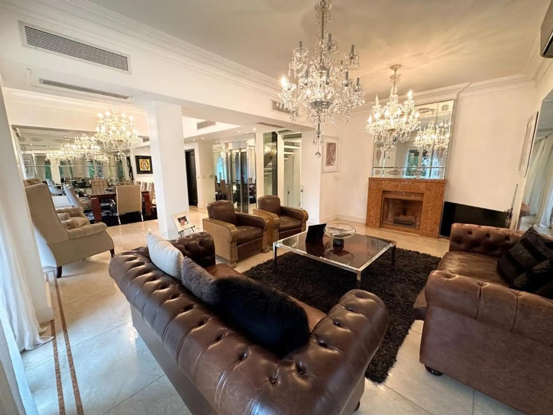 Casa de 4 dormitórios em Palermo