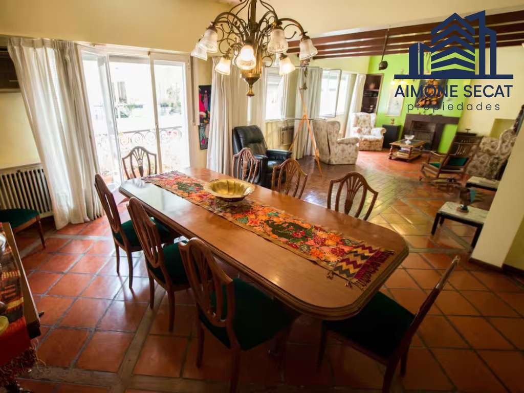 Six-room apartment in Retiro, Buenos Aires