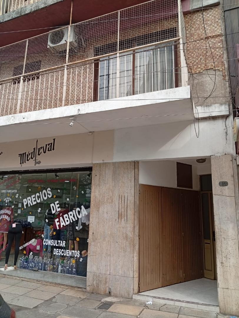 Departamento de 3 ambientes con 2 dormitorios en Ramos Mejía