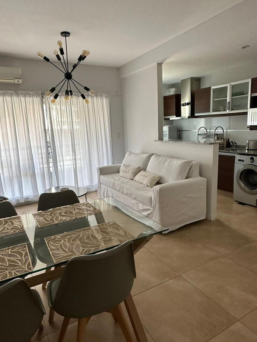 Departamento de 2 ambientes en Lomas de Zamora