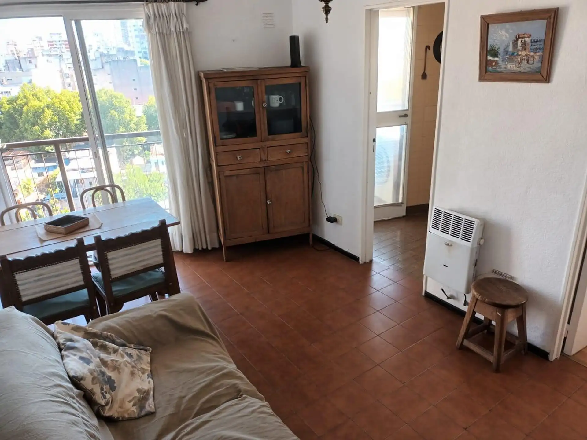 Departamento temporal de 2 ambientes con balcón en Almagro