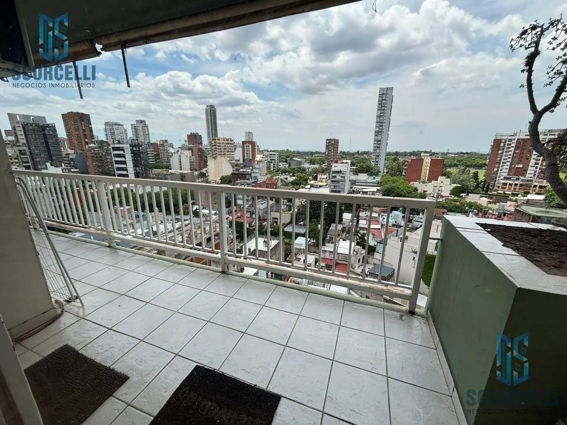 Apartamento de 4 quartos com varanda em Las Cañitas, Palermo