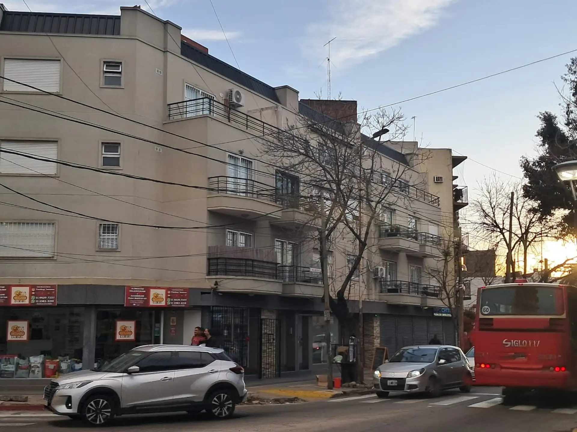 One-bedroom two-room apartment with balcony in Villa Sarmiento
