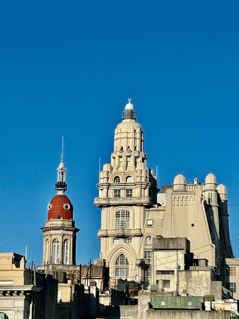 Departamento de 2 dormitorios en alquiler temporario en Monserrat