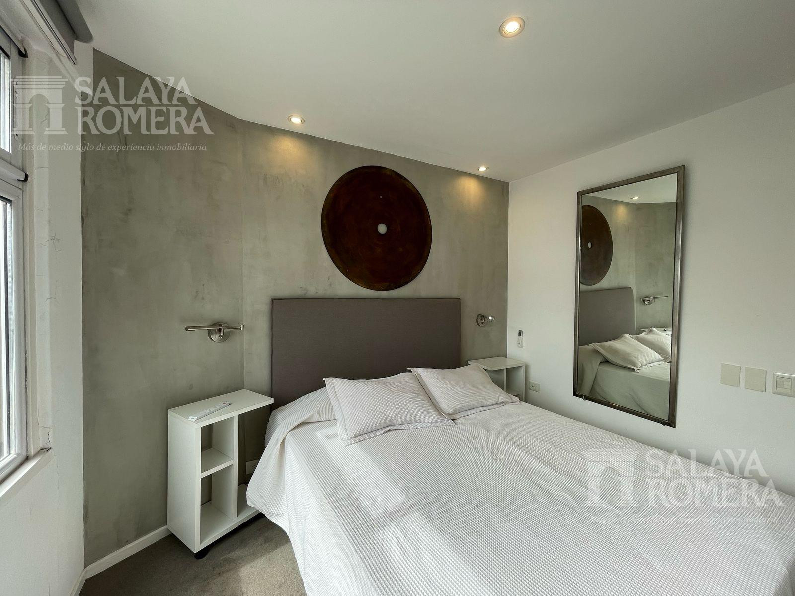 Furnished three-room apartment in Olivos with partial river views