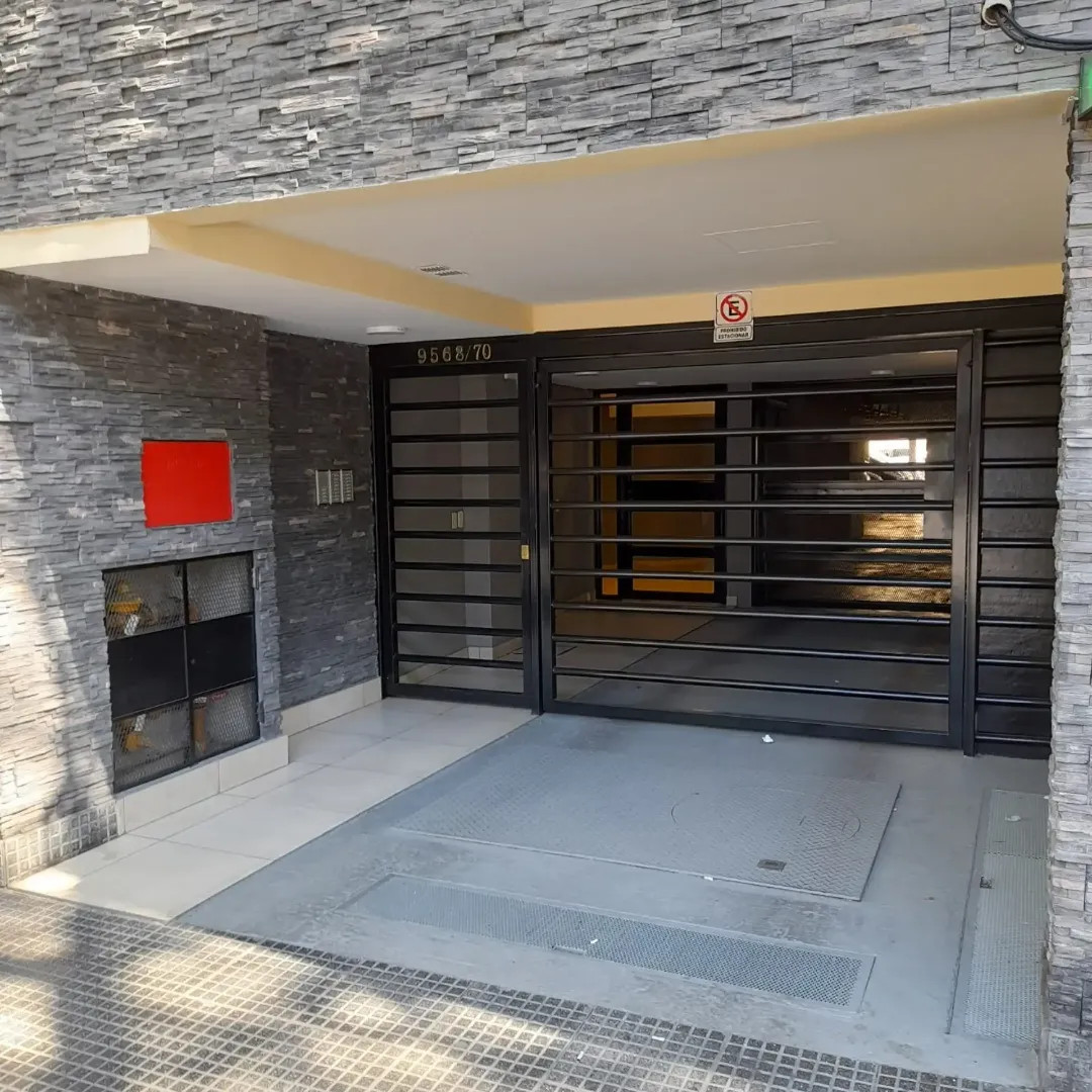 Квартира с 1 спальней в Villa Luro с балконом