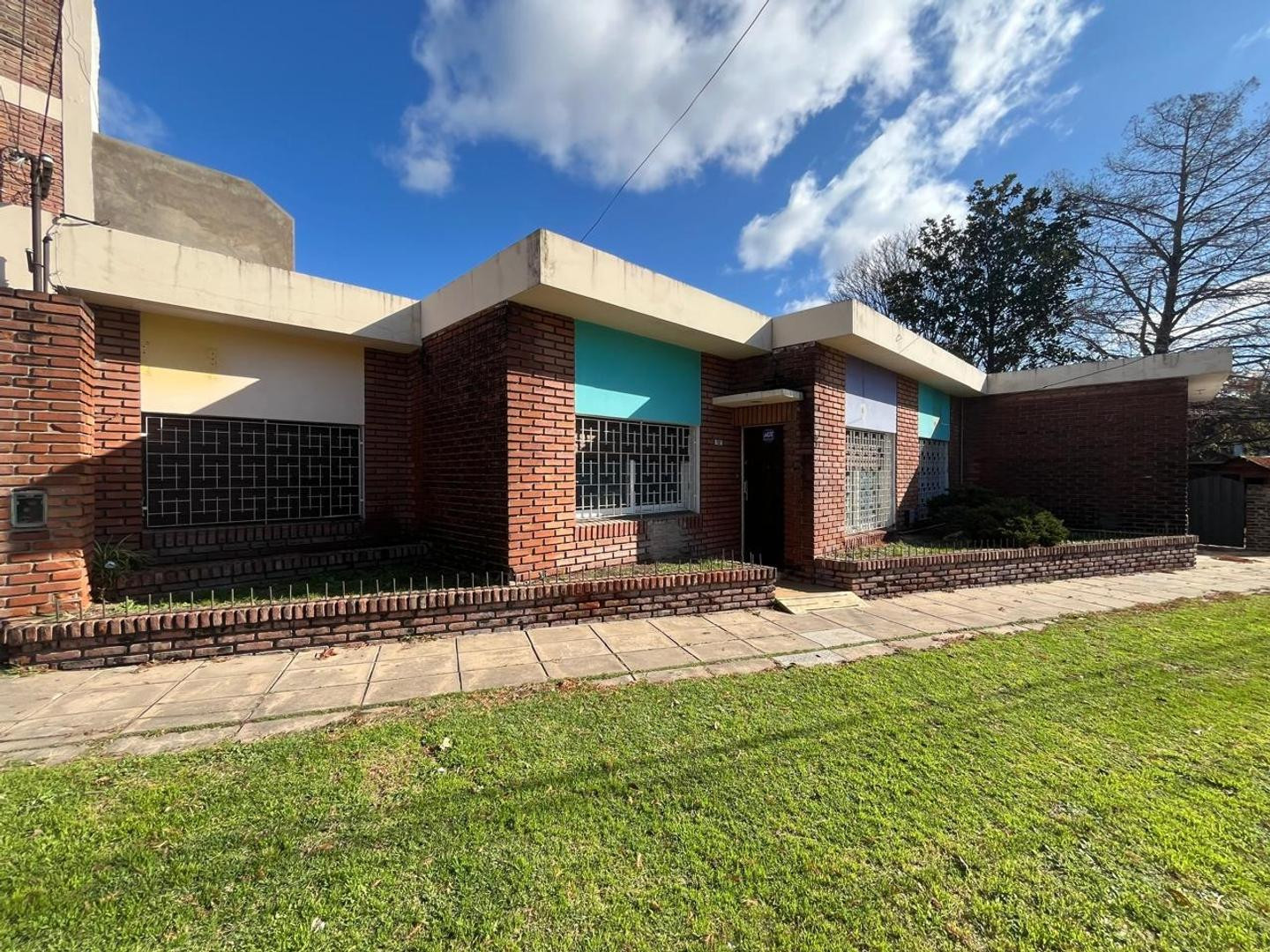 Casa en alquiler de 4 dormitorios en Ituzaingó Norte