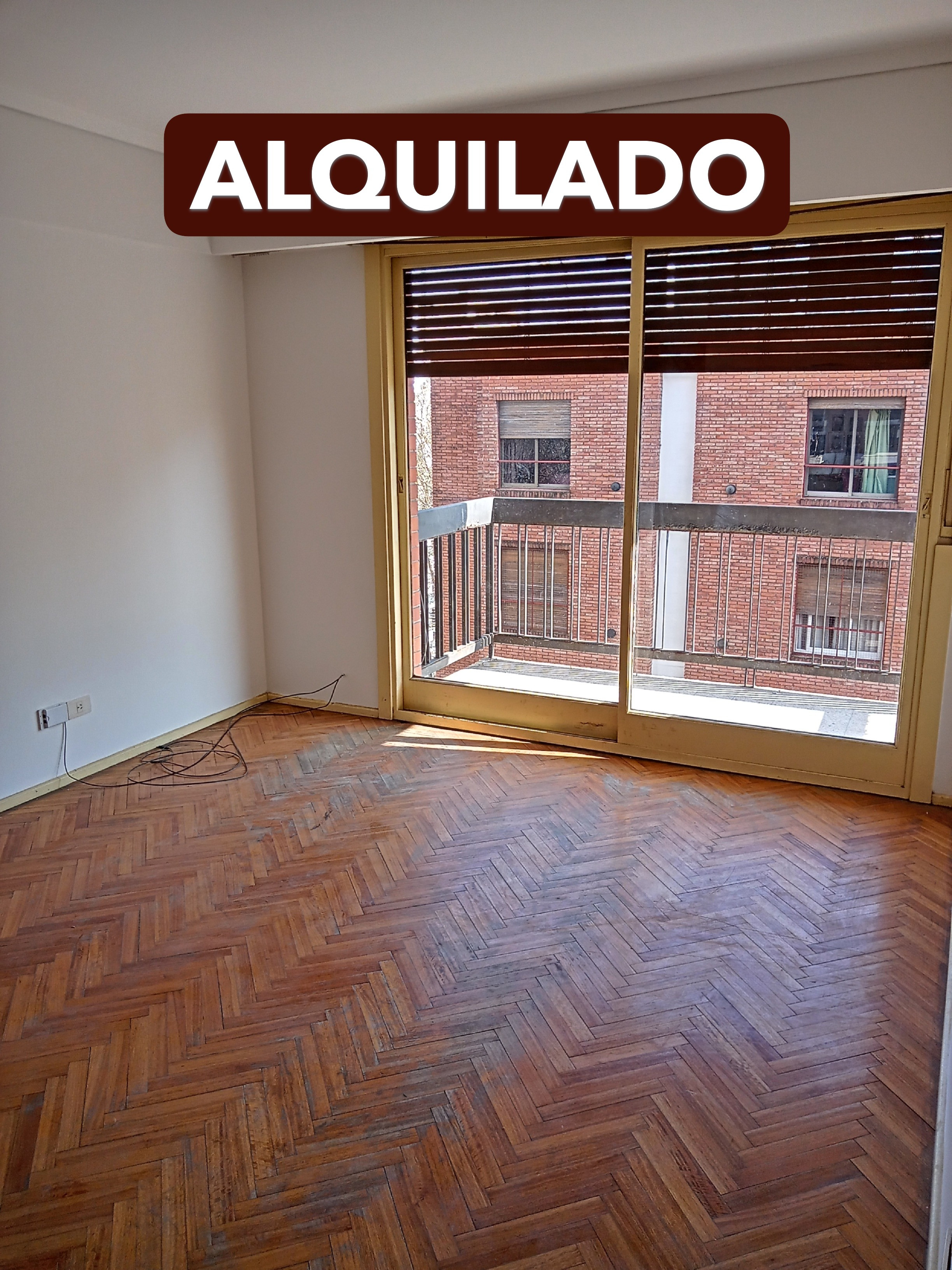Departamento de 2 ambientes con balcón en Flores