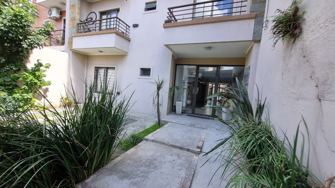 Departamento de 2 ambientes en Morón