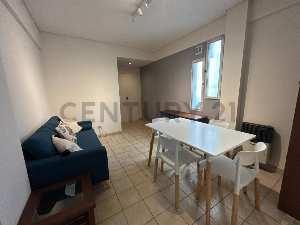 Apartamento mobiliado de 1 quarto em Almagro