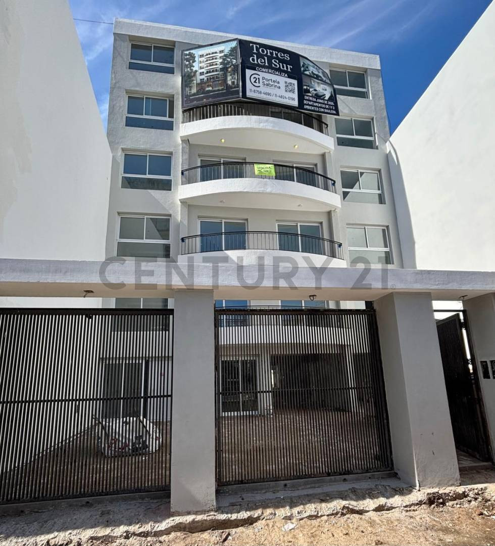 Departamento de 2 ambientes a estrenar con patio en Constitución