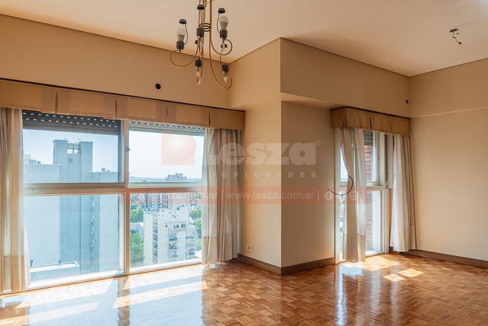 Apartamento de dois dormitórios em Lanús Oeste