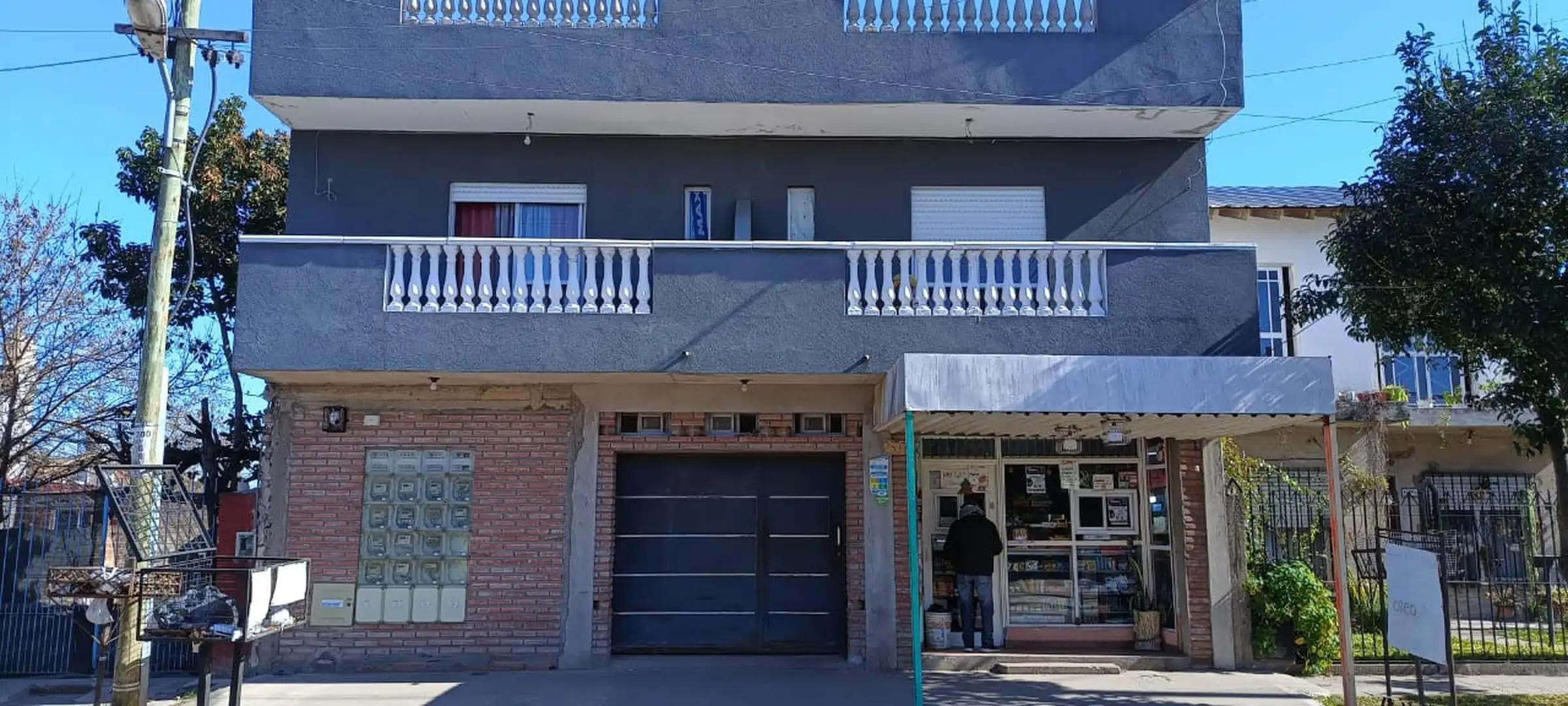 Two-bedroom apartment on the ground floor in Rafael Castillo, La Matanza