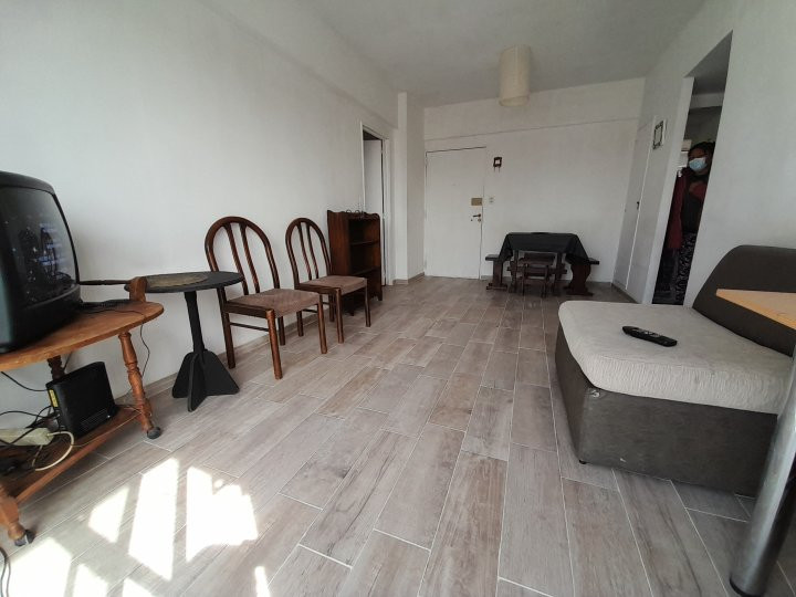 Apartamento mobiliado de 1 dormitório em Balvanera