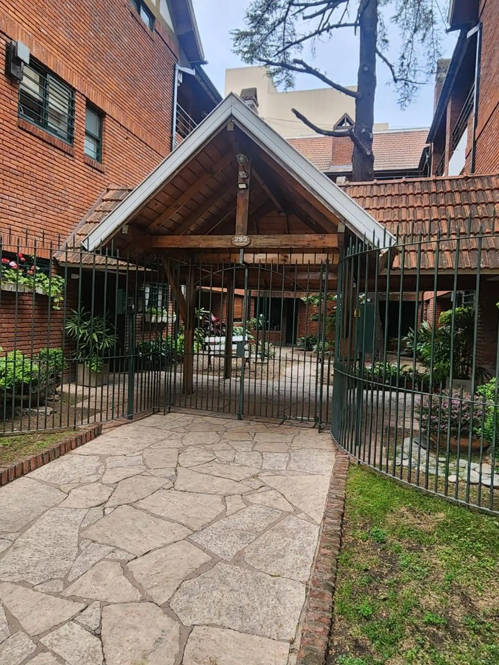 PH de 2 ambientes en Banfield (Lomas de Zamora)