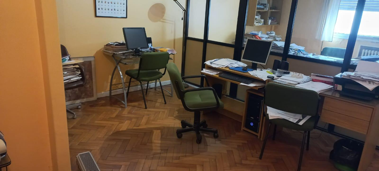 Ambiente de 38 m² con división en San Nicolás