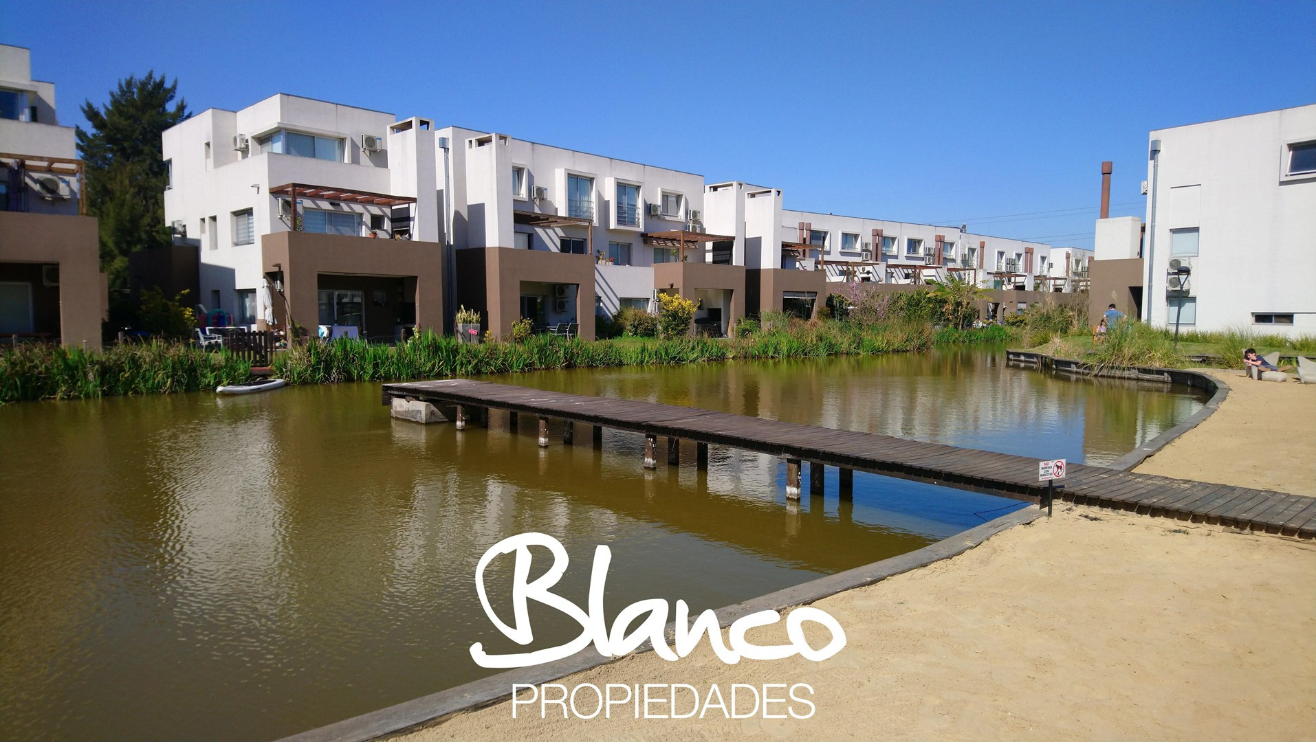 Furnished one-bedroom ground-floor apartment in Tigre, Nordelta