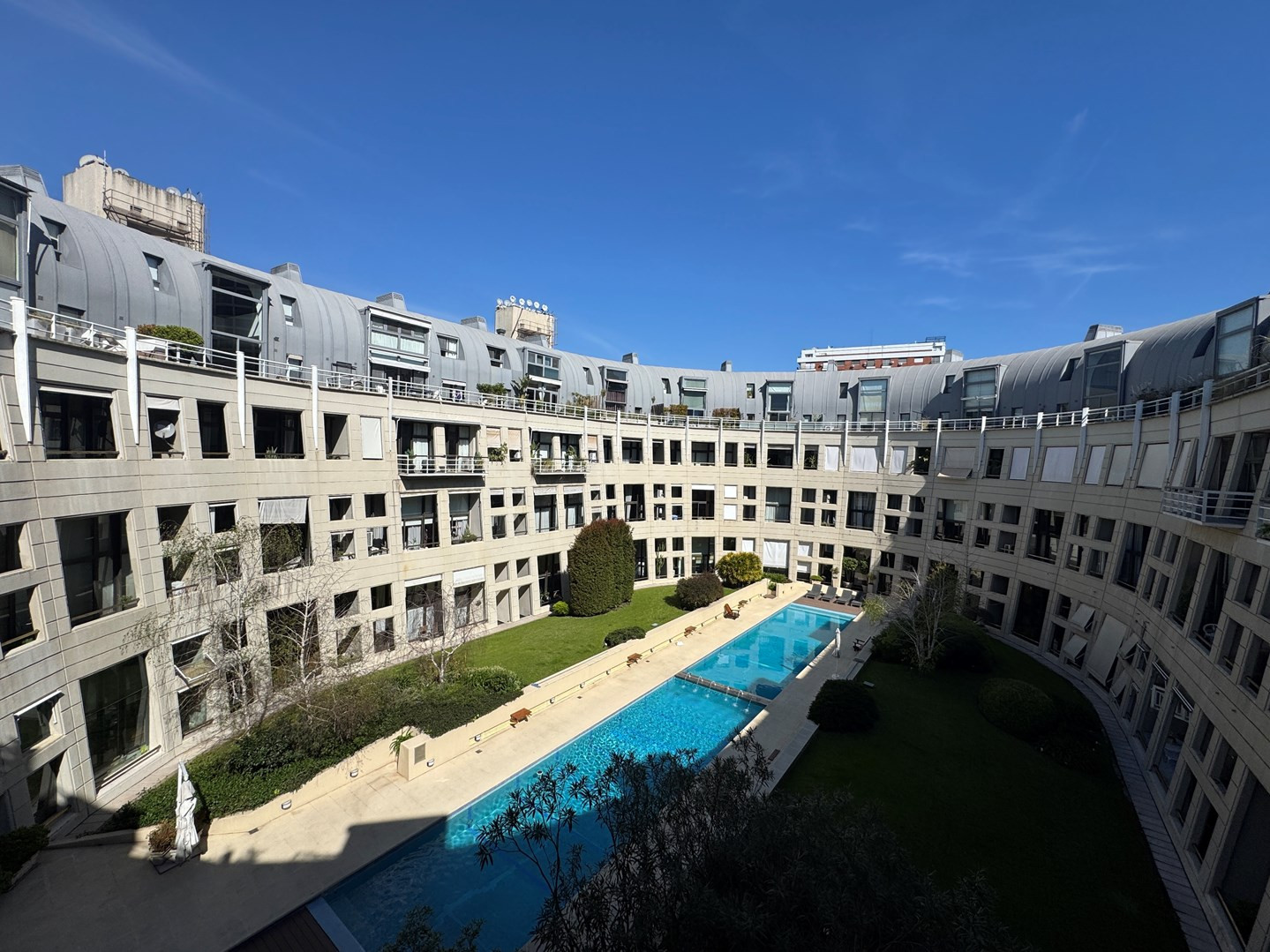 Loft de 1 dormitório com varanda em Palermo Chico
