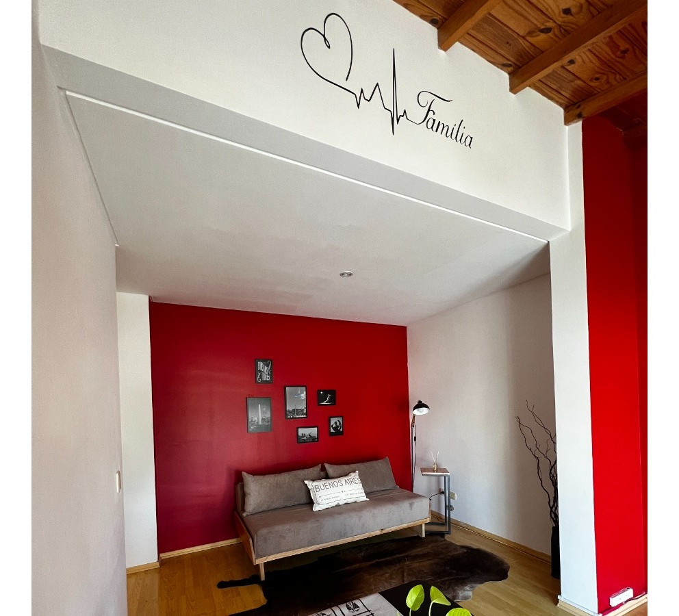 Departamento amoblado de 2 ambientes con terraza propia en Almagro