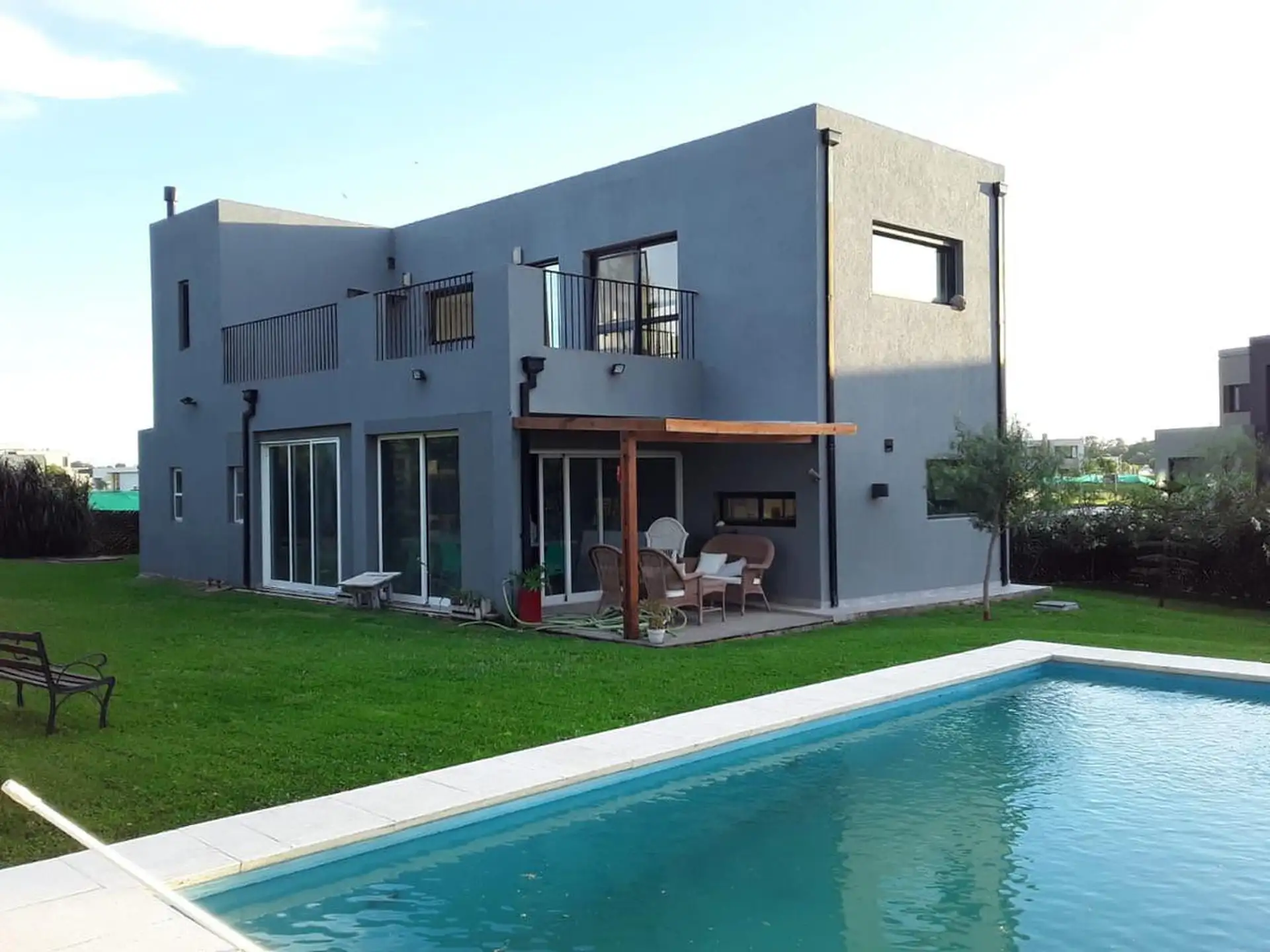 Casa de 4 dormitórios em San Matías