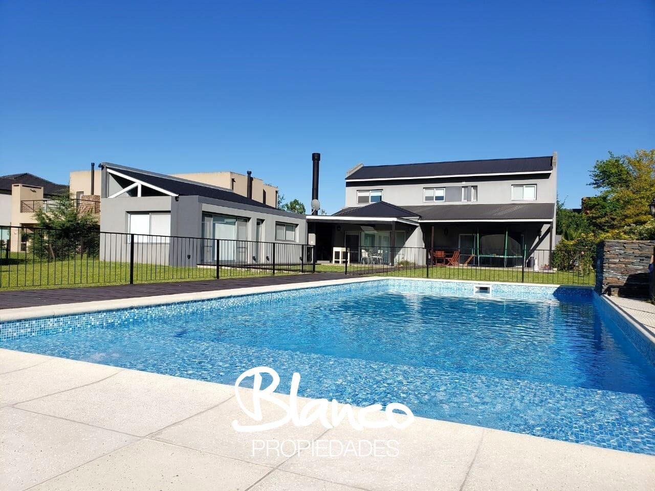 Casa mobiliada com 4 dormitórios em Sausalito, Pilar