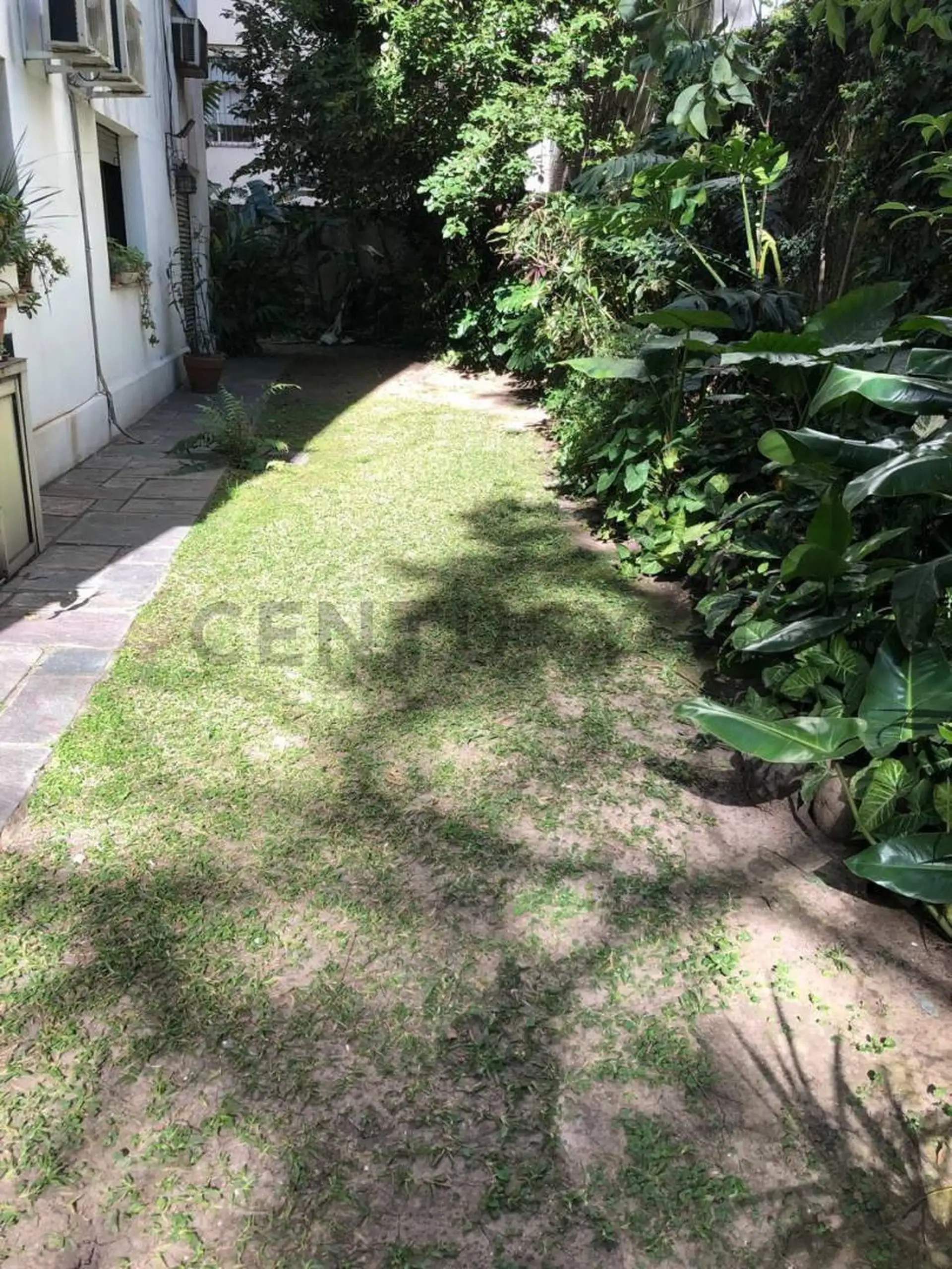 Четырёхкомнатная квартира в Recoleta с парком, бассейном и зоной гриля