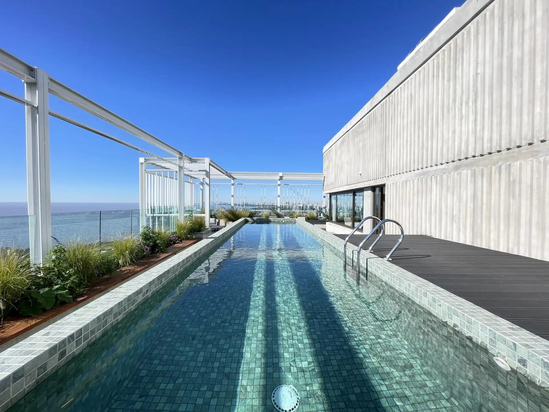 Трёхкомнатная квартира 2 спальни в La Lucila, Vicente López