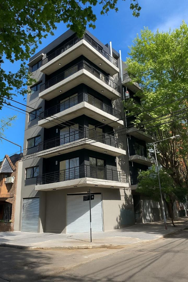 Departamento de 2 ambientes con balcón a estrenar en General San Martín