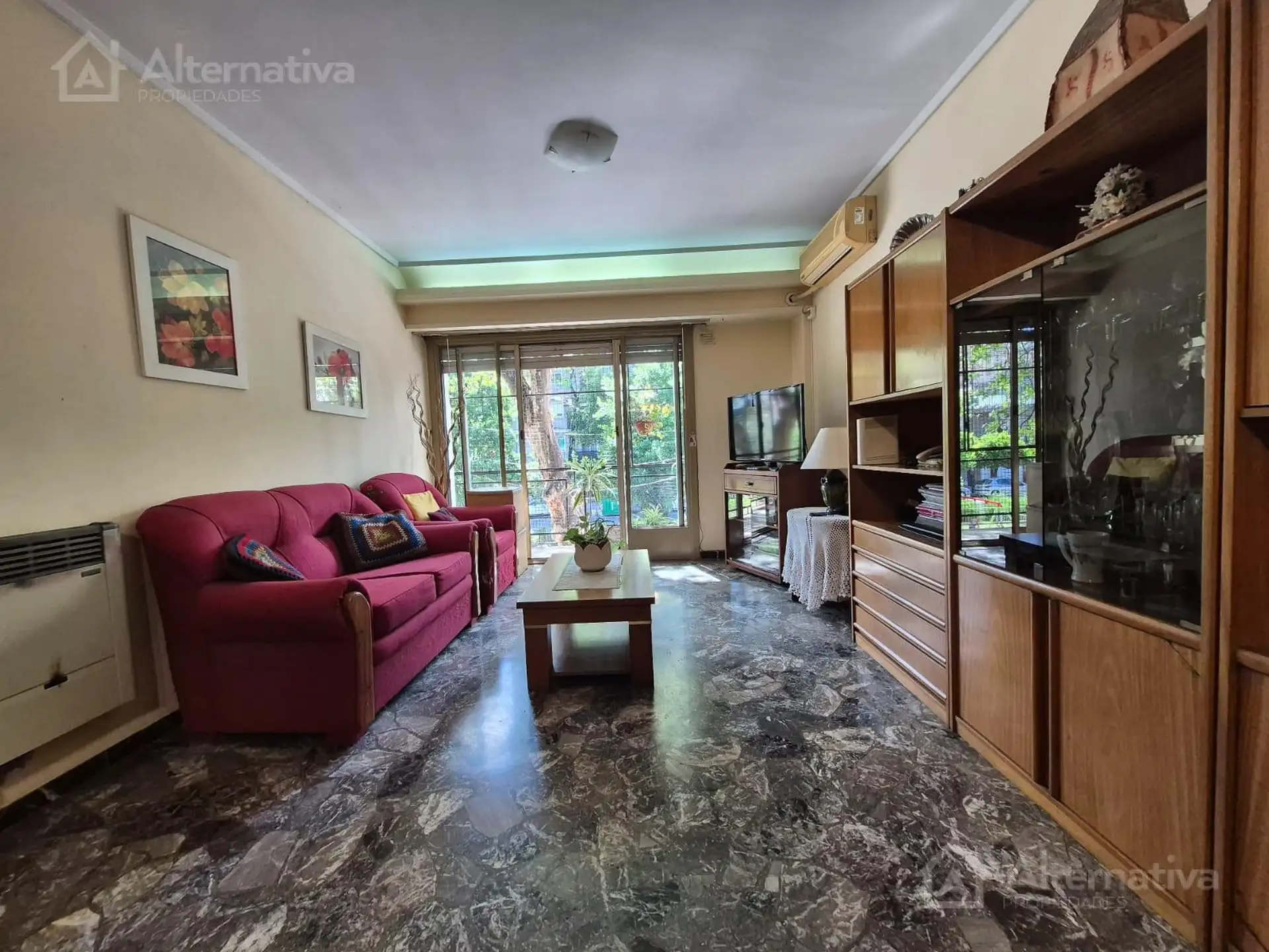 Departamento amoblado de 3 ambientes con dependencia en Caballito