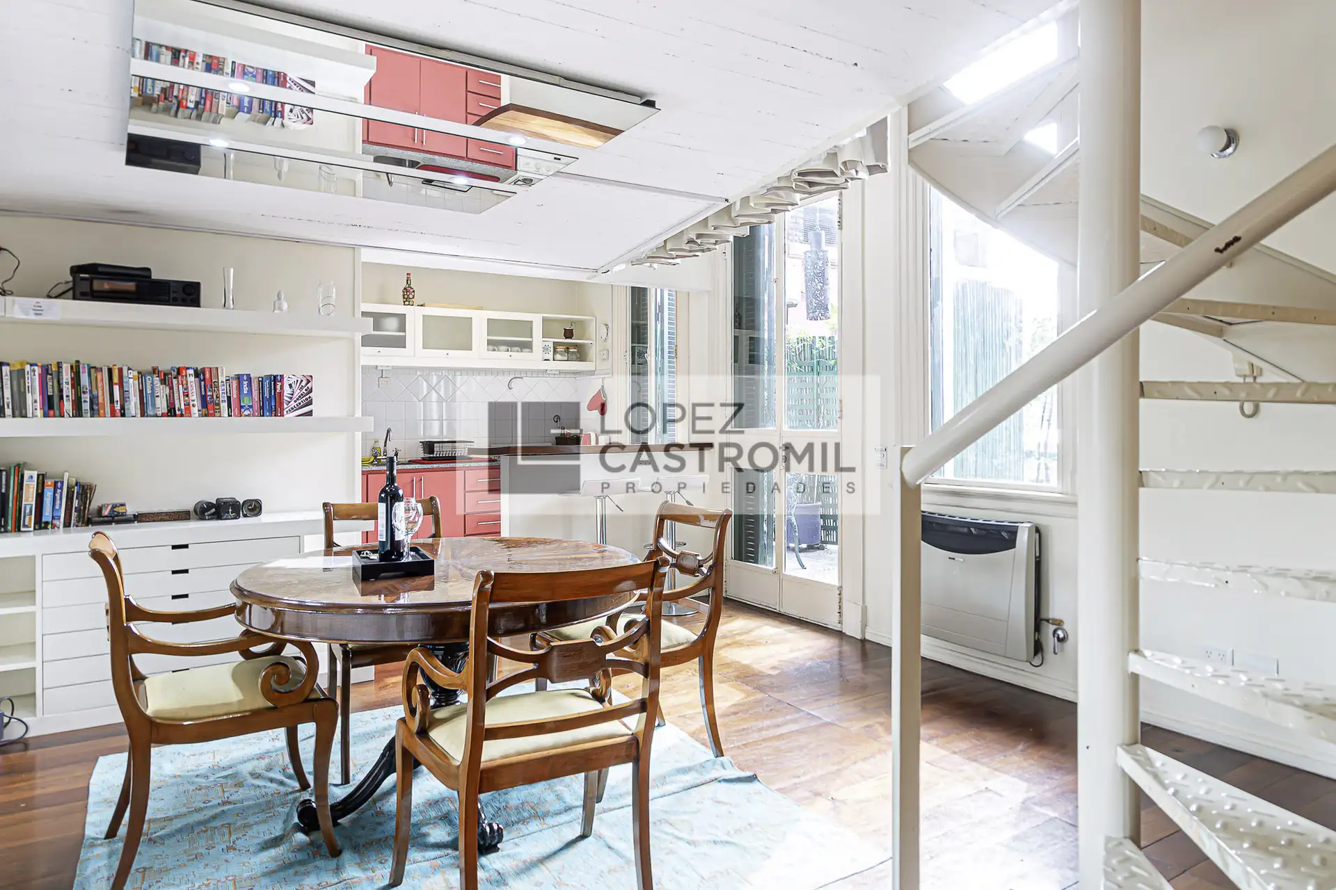 One-bedroom apartment with furnished balcony in Palermo Soho