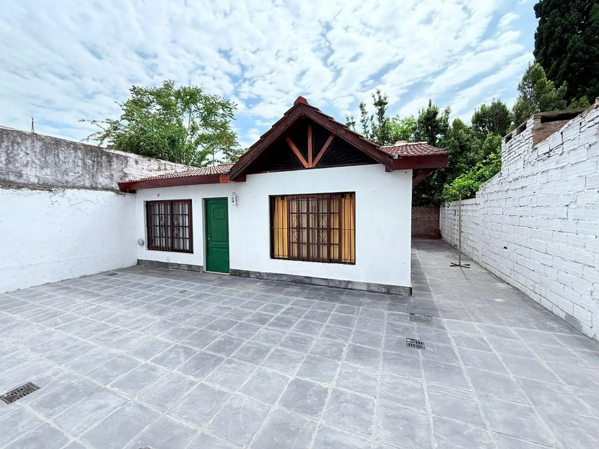 Casa com 2 dormitórios em Ituzaingó Norte
