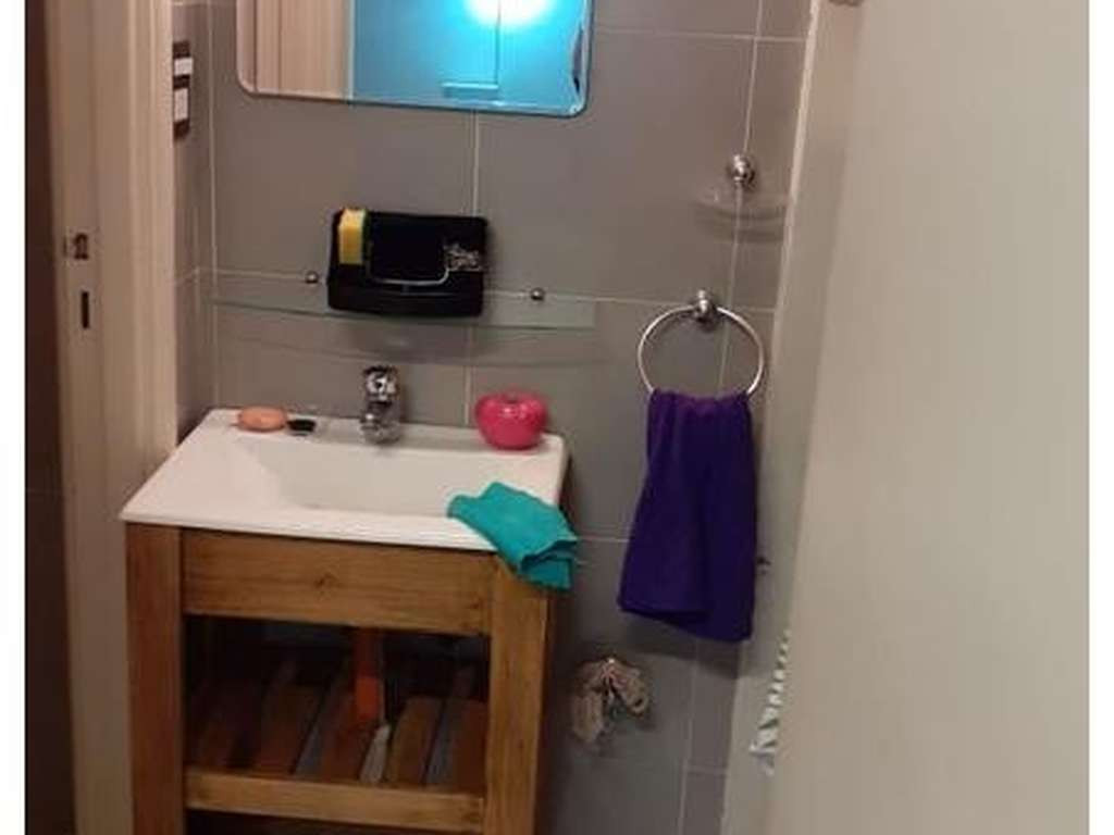 Monoambiente con baño en Vicente López
