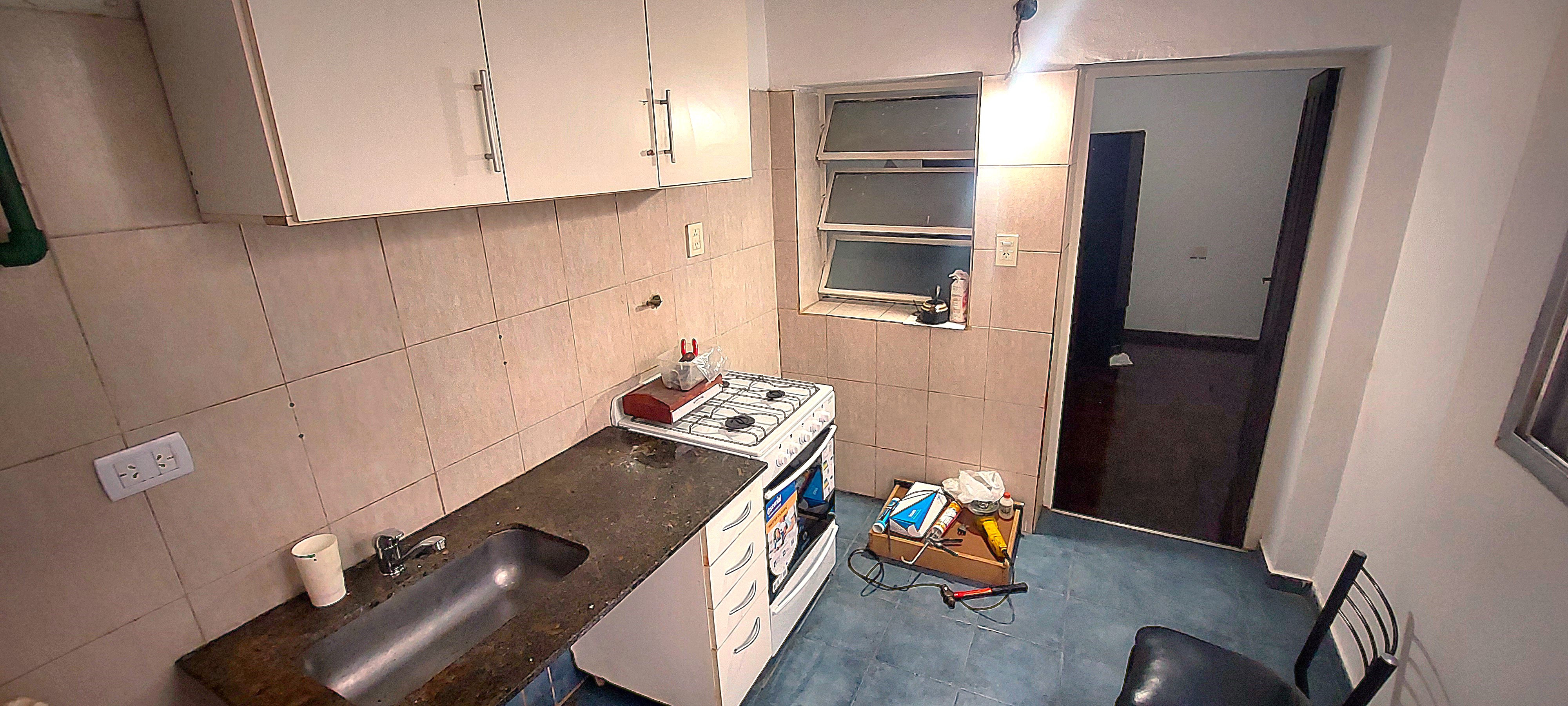 Monoambiente en PH con placard en Villa Martelli