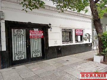 Дом в Villa Crespo, 5 спален, на собственном участке