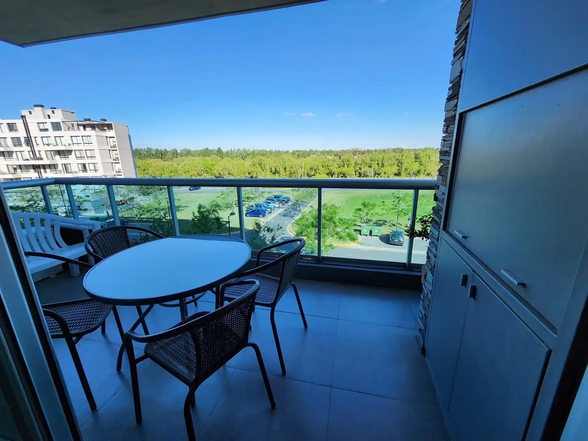 Furnished one-bedroom apartment in Tigre (Nordelta, Puerto Escondido)