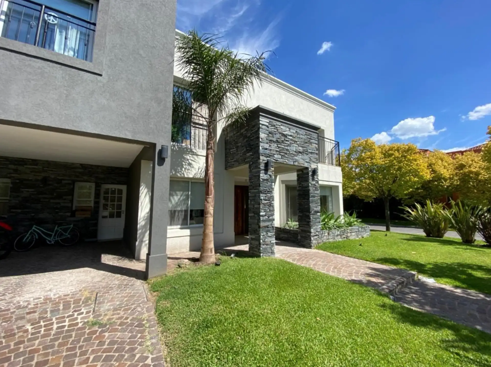 Дом в аренду на сезон с 4 спальнями в Nordelta La Alameda, Tigre