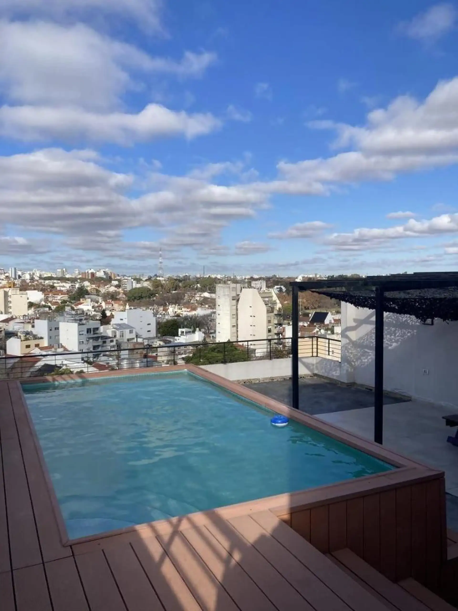 Apartamento mobiliado com 1 quarto com varanda em Saavedra