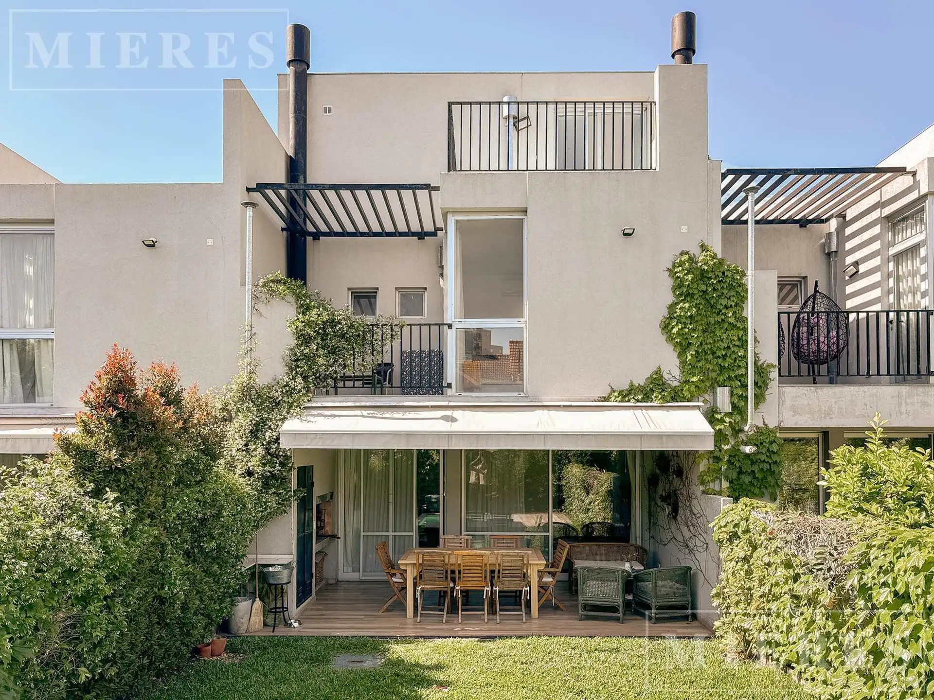 Дом с 3 спальнями в La Merced, Beccar