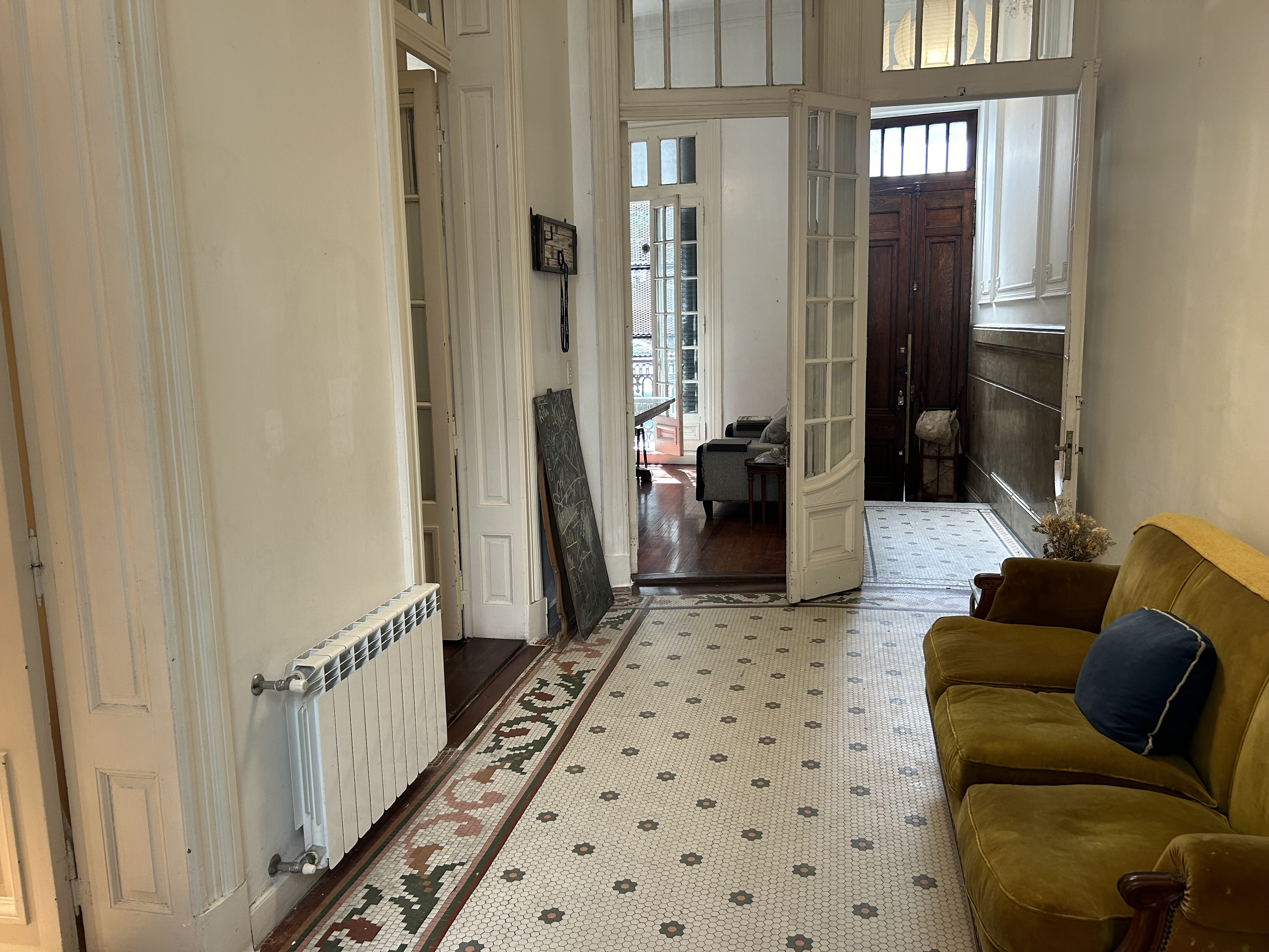 Four-bedroom PH-style apartment in Florida