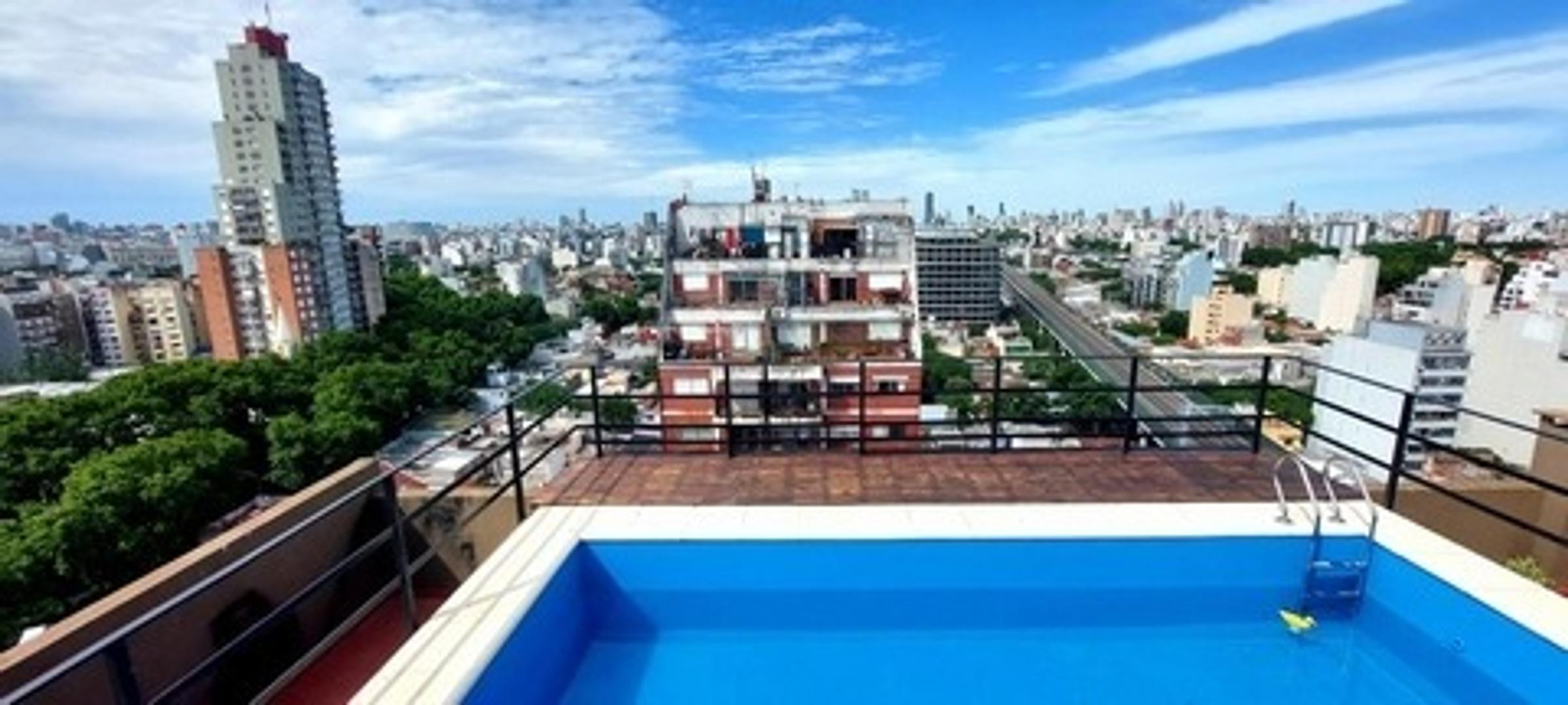 Departamento amoblado de 2 ambientes con balcón en Chacarita