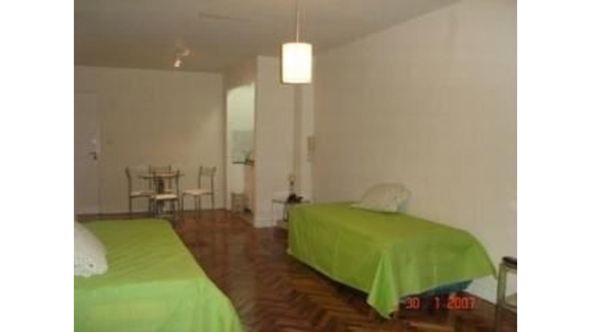 Apartamento de 1 quarto mobiliado em Recoleta com jardim privativo